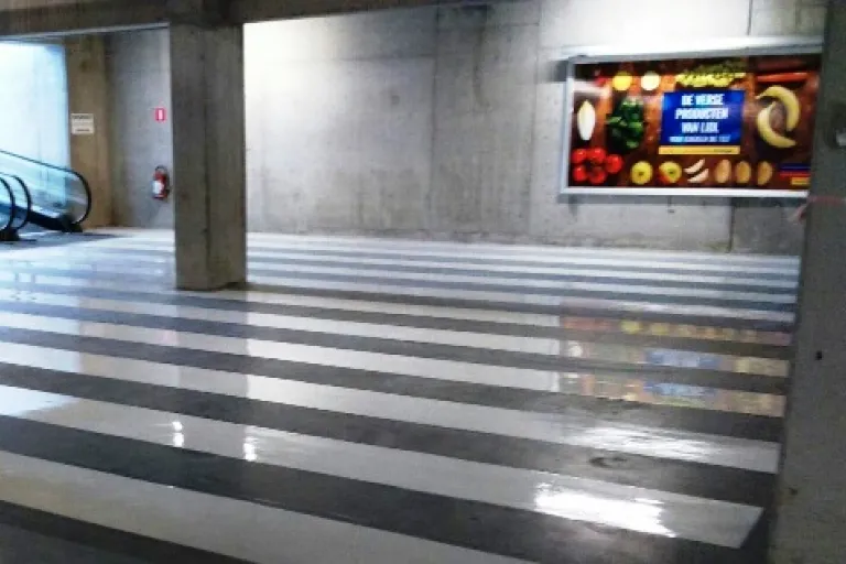 Lignes intérieures en époxy chez Lidl