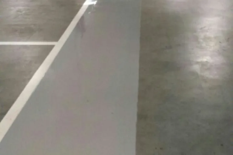 Lignes intérieures en époxy chez Lidl