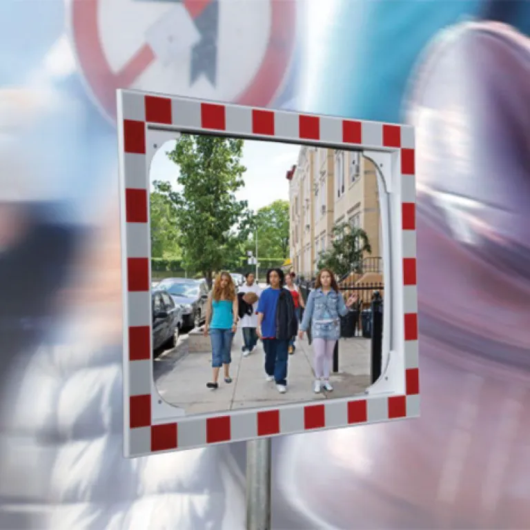 Miroir de circulation antibuée