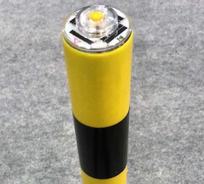 Kickpackpaal met flashlight